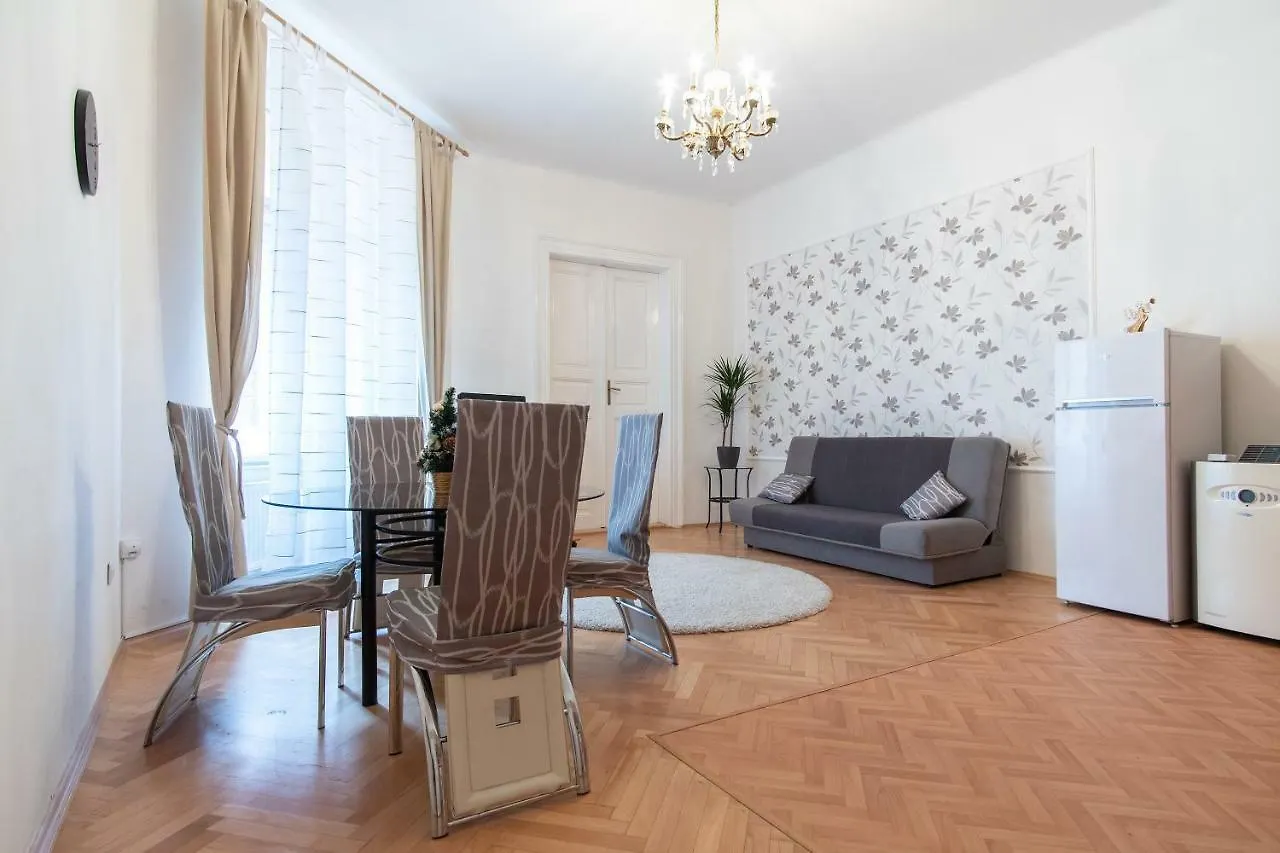 Prague City Center Mikulandska Apartment By Easybnb Çek Cumhuriyeti
